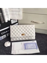 Chanel classic clutch Lambskin & Gold-Tone Metal 35629 white JH03188Nx98